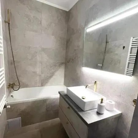 Apartament Marinica Zona Foarte Buna